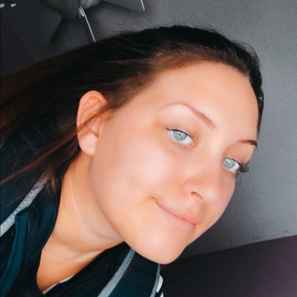 Meet your Posher, Ashton